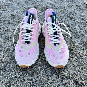 BAAND NEW WITHOUT BOX SOREL LADIES SHOES